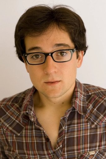 Ảnh của Josh Brener