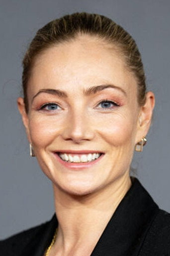 Ảnh của Clara Paget