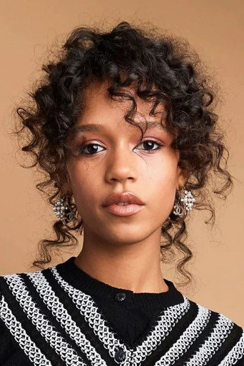 Ảnh của Taylor Russell