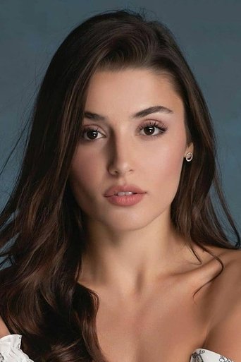 Ảnh của Hande Erçel