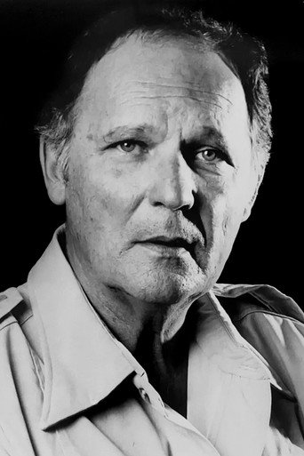 Ảnh của John Vernon