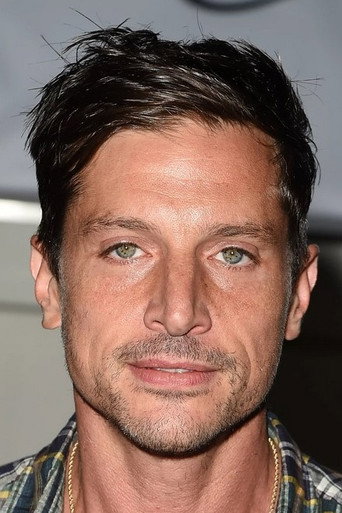 Ảnh của Simon Rex