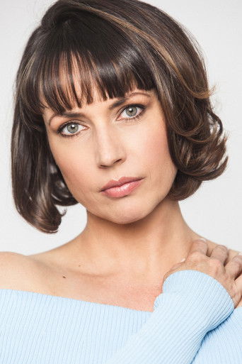 Ảnh của Julie Ann Emery
