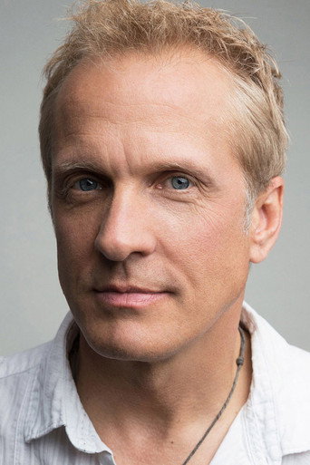Ảnh của Patrick Fabian