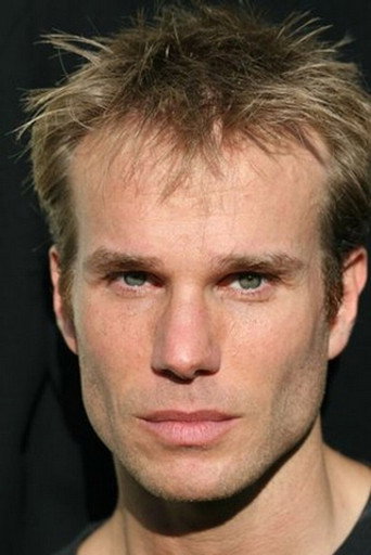 Ảnh của James Marshall