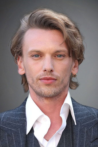 Ảnh của Jamie Campbell Bower